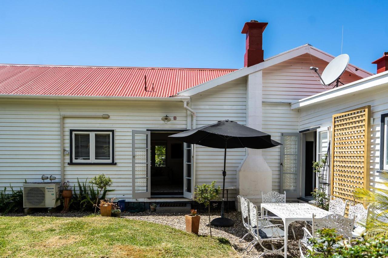 The Cottage On Beresford Russell Bagian luar foto